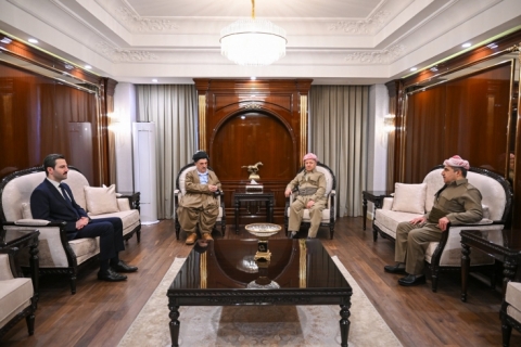  الرئيس بارزاني يستقبل رئيس الحزب الاشتراكي الديمقراطي الكوردستاني