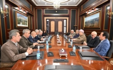 الرئيس بارزاني يجتمع مع وفد الحزب الديمقراطي الكوردستاني – سوريا